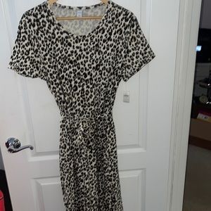 Old Navy animal print dress large